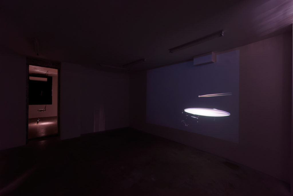 Pierce Warnecke, Un impact explicite, 2019, L’Assaut de la menuiserie © C. Cauvet