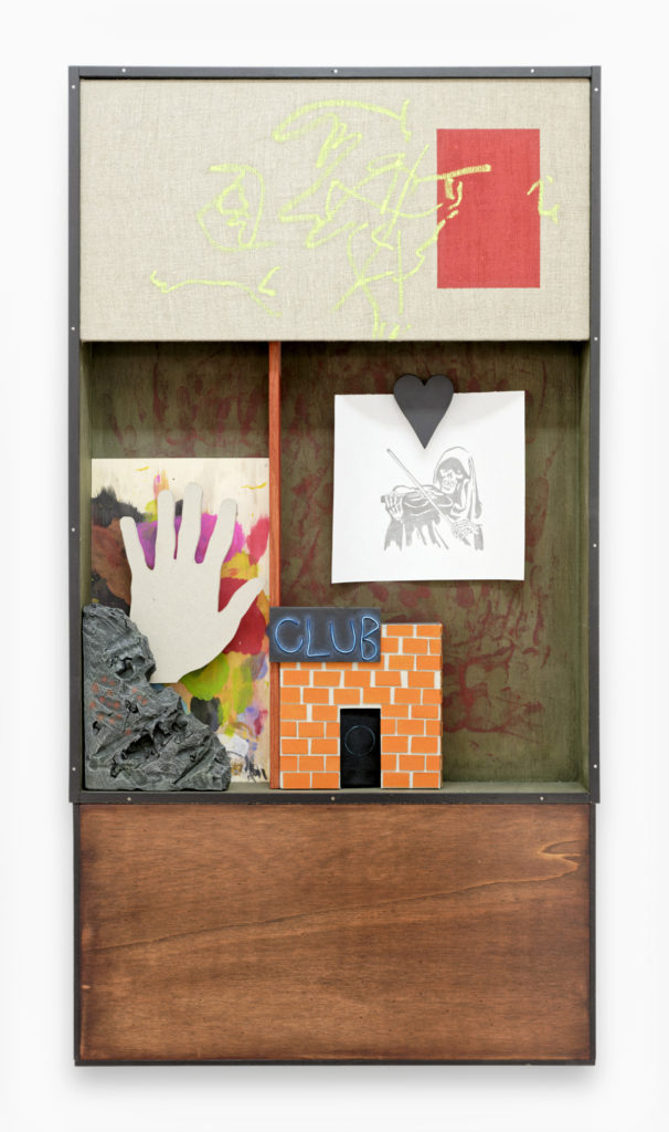 Matthieu Haberard, Mélodie carrée 3, 2021 Carton, Forex, bois teinté, toile 52 × 17 × 98 cm